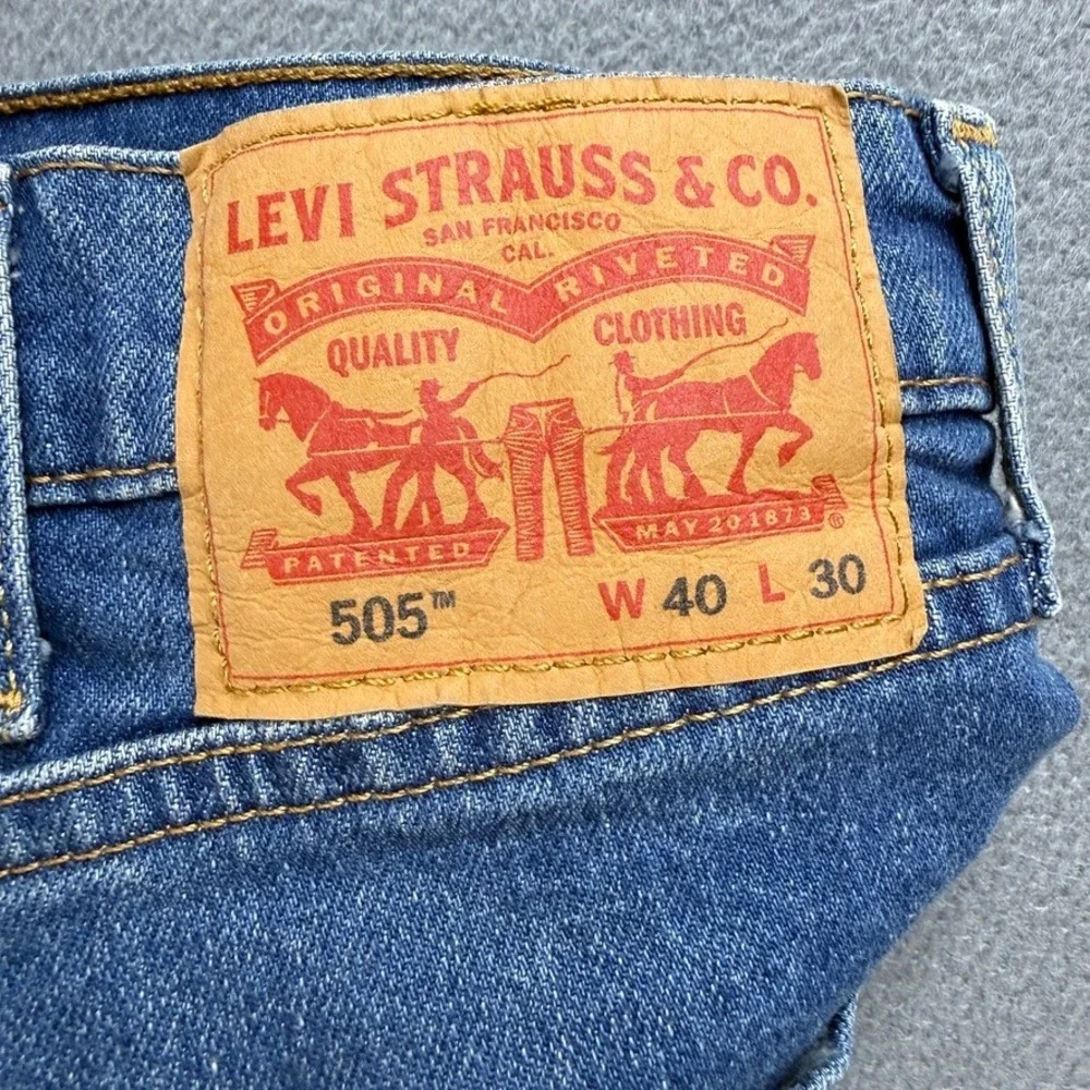 Levis 505 Regular Fit Straight Leg Jeans Men 40x30 (FIt 40x29) Blue Denim Casual